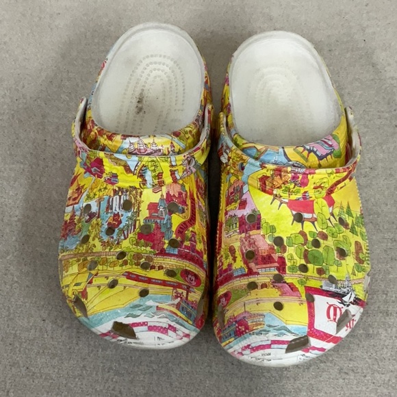 EUC woman’s CROCS slip on shoes - Picture 1 of 5